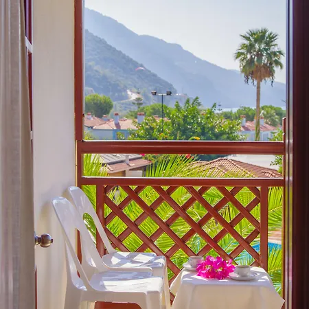 Ξενοδοχείο Alize 4*